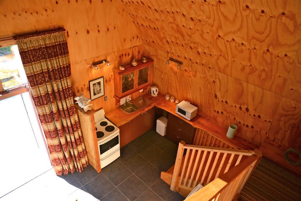 Barn Bed And Breakfast Waitati ภายนอก รูปภาพ